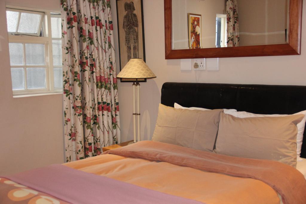 קייפטאון Forty8 Backpackers Hotel מראה חיצוני תמונה